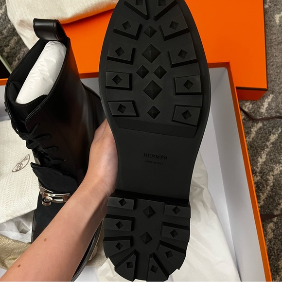 Hermes Funk Black Leather Kelly Ankle Boot Size Eu38 US7.5 - Picture 2 of 5